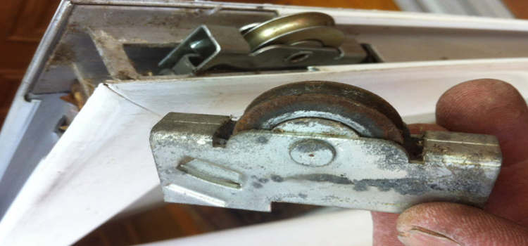 screen door roller repair in Tulare